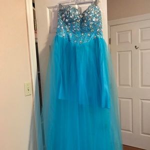 Prom dress